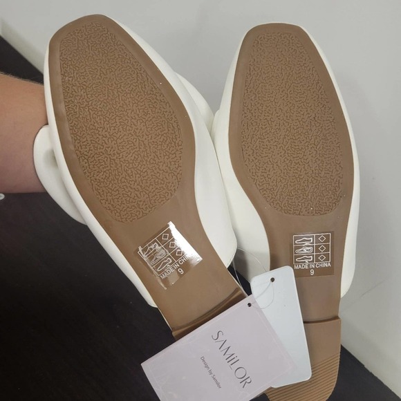 White Flats sandals 9 - Picture 4 of 4